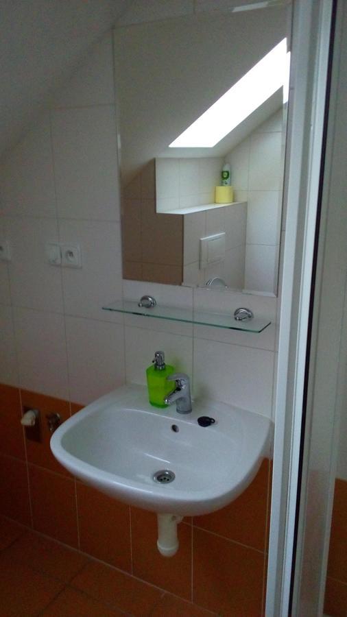Farma Ztracenka Hotel Porici nad Sazavou ภายนอก รูปภาพ